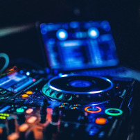 Pour le DJ du BAL