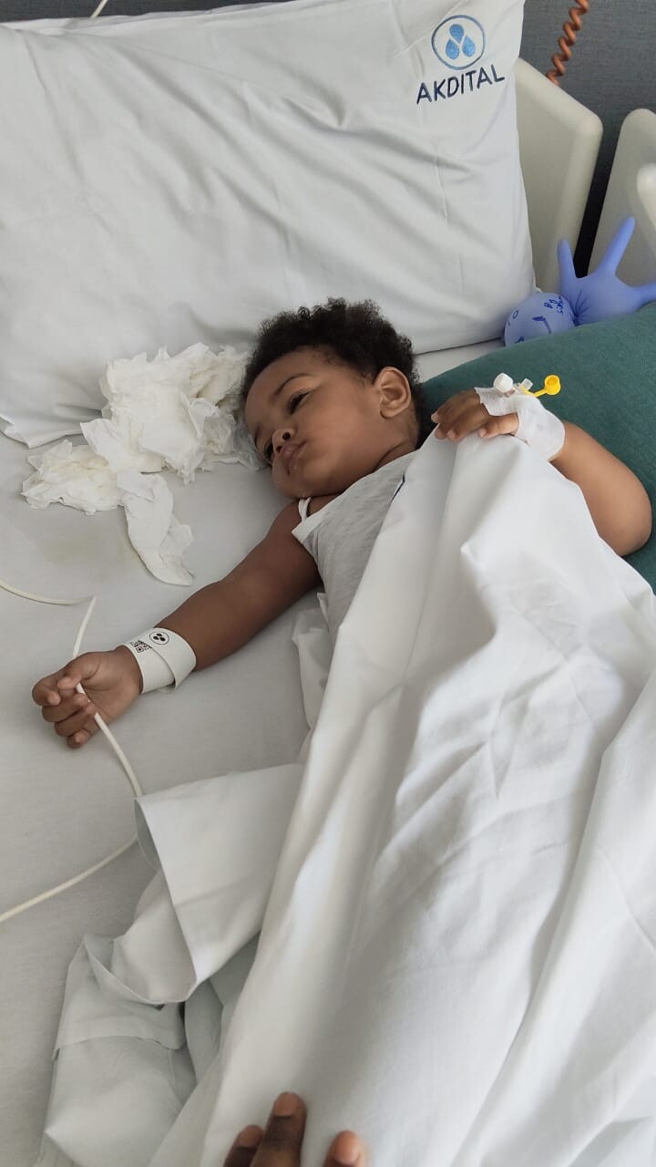 Sauvons Aya, 18 mois, contre le rétinoblastome, cancer de l’œil - Maroc