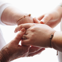 Famille endetté avec une mère malade