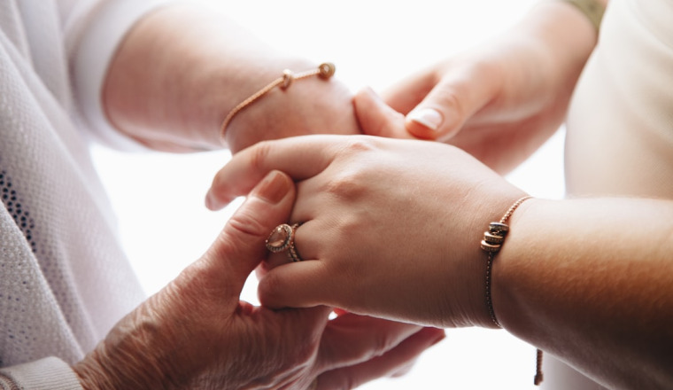 Famille endetté avec une mère malade