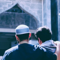 Aidons notre frère endetté à faire la Hijra 