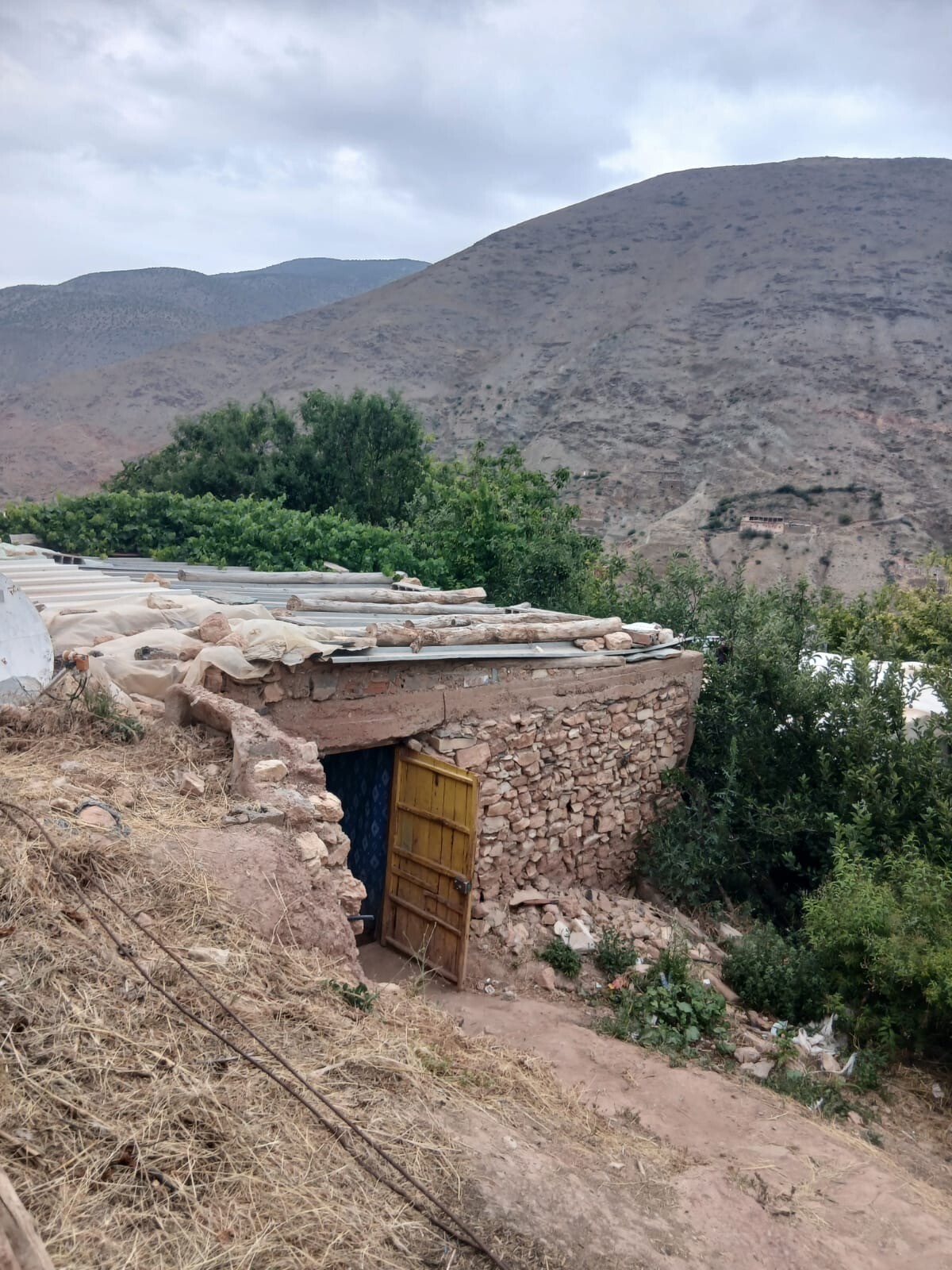 Aidons une famille à reconstruire sa maison après le séisme