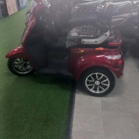 Un fauteuil électrique pour redonner l'autonomie à un père de famille