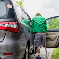 Wheelchair Assistance – Accessible Vehicle