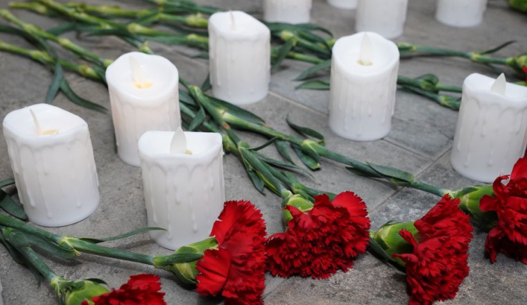  En mémoire de notre frère Brice Kemayo. Soutien à sa famille