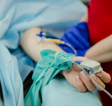 Aidons notre cousin à faire face au cancer et à la dialyse