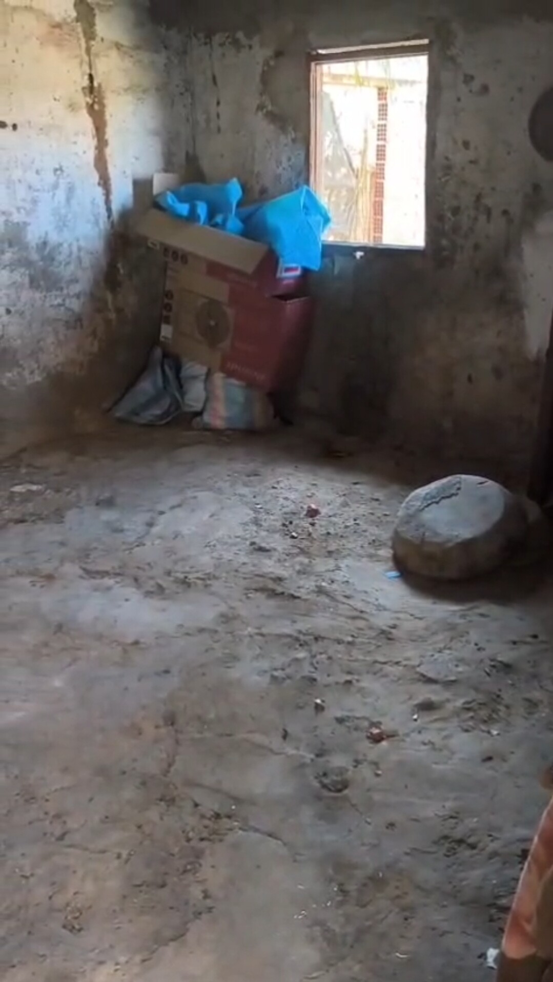 UNE FAMILLE D'ORPHELIN  EN GRANDE DIFFICULTÉ EN ALGÉRIE