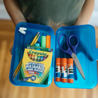 Don de denrée et fournitures scolaires 