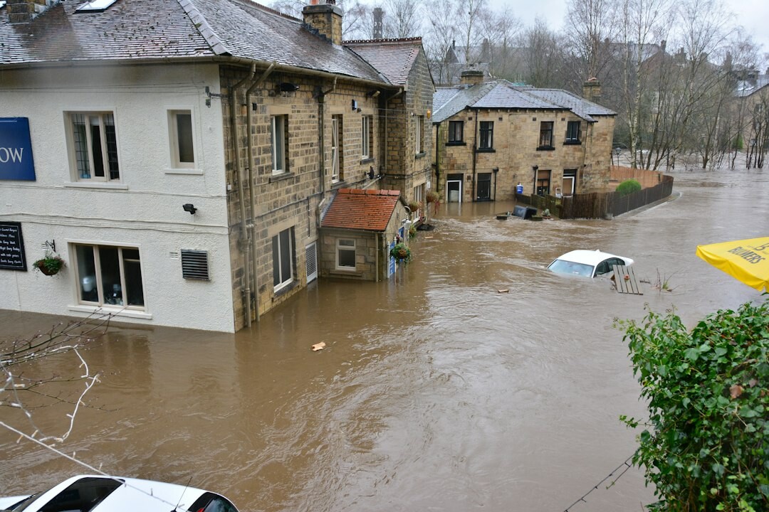 Reconstruction face aux inondations 